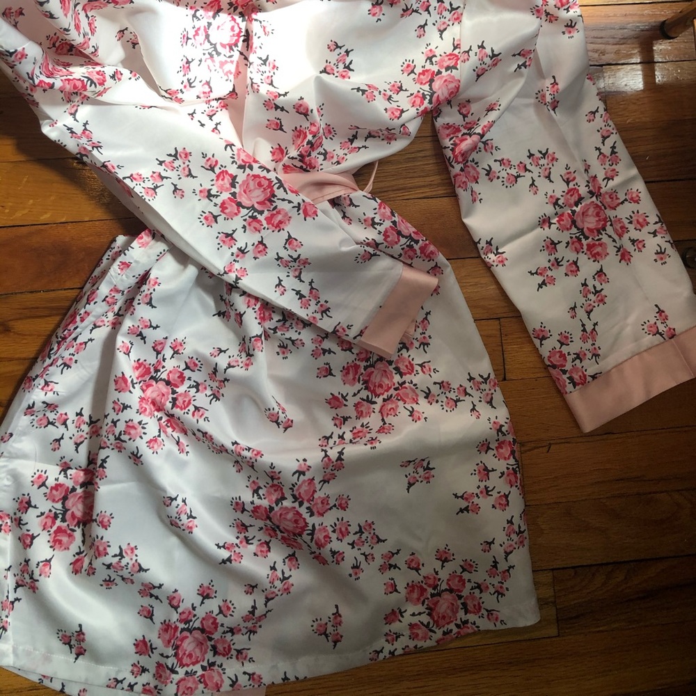 Floral robe
